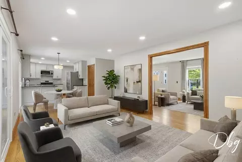 Living - 5380 Oakview Ln, Gurnee, IL 60031 photo 14 of 18
