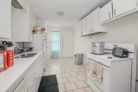 360 S Washington Ave, Kankakee, IL 60901 photo 7