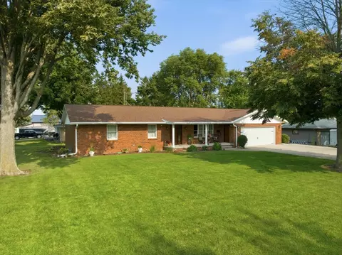 Exterior - 511 N Grove St, Colfax, IL 61728 photo 7 of 7
