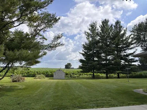 7177 Old Peoria Rd, Danvers, IL 61732 photo 14