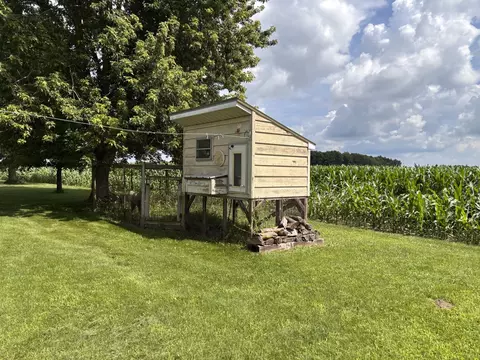 7177 Old Peoria Rd, Danvers, IL 61732 photo 11