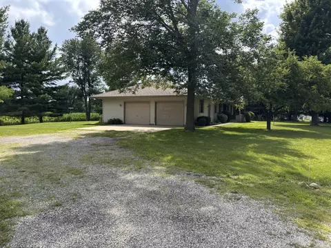 7177 Old Peoria Rd, Danvers, IL 61732 photo 7