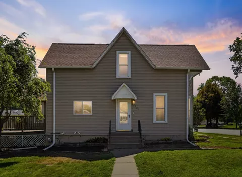 701 11th Ave, Durant, IA 52747