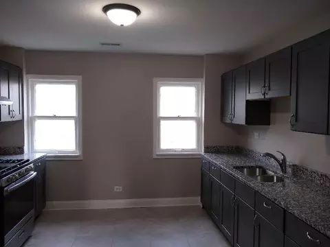 472 N Spring St, Elgin, IL 60120 photo 15