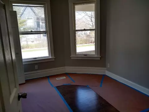 472 N Spring St, Elgin, IL 60120 photo 5