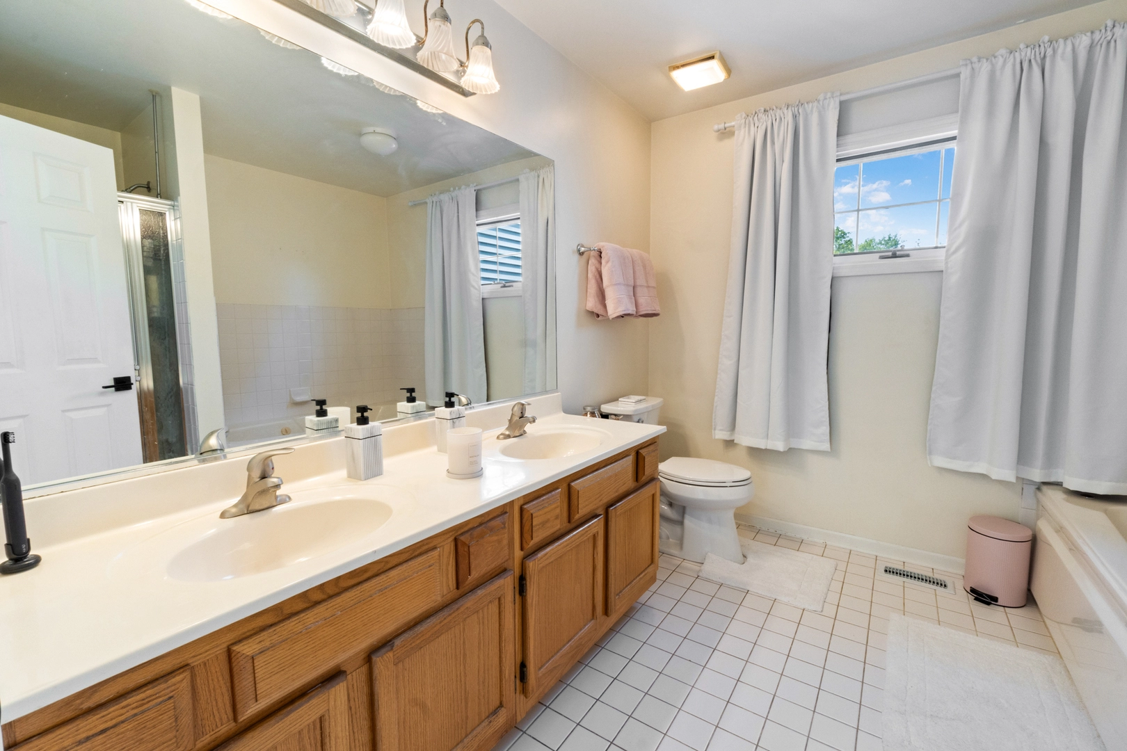 189 Hampton St, Cary, IL 60013 photo 16