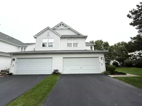 Exterior - 2871 Falling Waters Ln, Lindenhurst, IL 60046 photo 3 of 5
