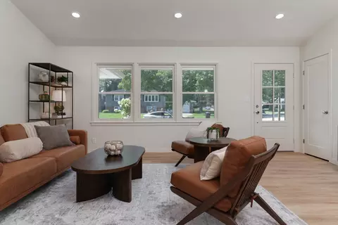 Living - 802 Karin Dr, Normal, IL 61761 photo 3 of 4