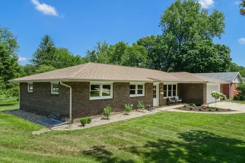 Exterior - 802 Karin Dr, Normal, IL 61761 photo 4 of 15
