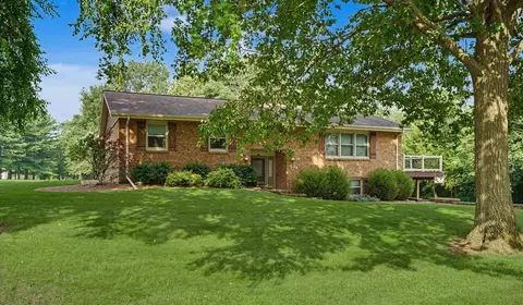 29 Dunlap, Sidney, IL 61877 photo 3