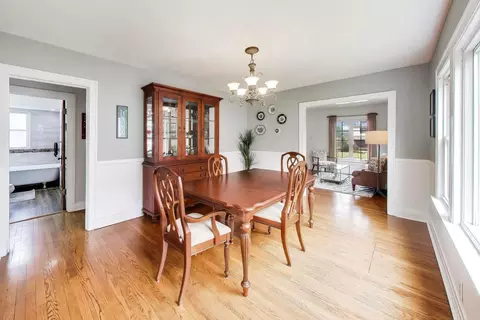 Dining - 124 E Grantley Ave, Elmhurst, IL 60126 photo 2 of 2