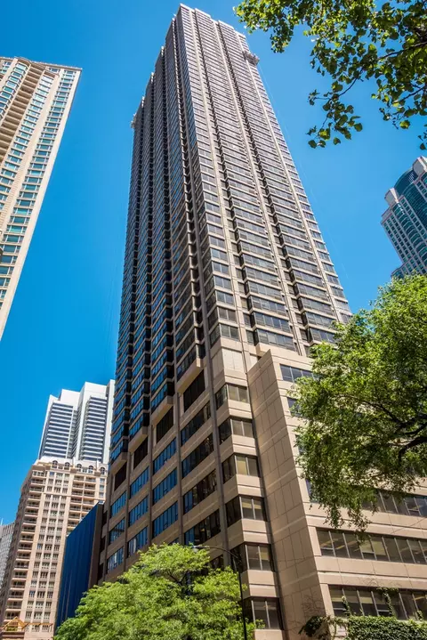 Exterior - 30 E Huron St #2007, Chicago, IL 60611 photo 1 of 2