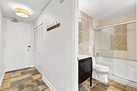 Bath - 30 E Huron St #2007, Chicago, IL 60611 photo 2 of 3