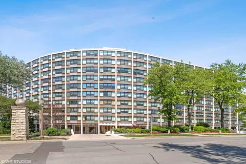 1630 Sheridan Rd #4EF, Wilmette, IL 60091