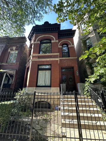 2034 W Potomac Ave, Chicago, IL 60622