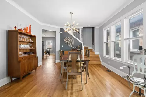 5010 W Wolfram St, Chicago, IL 60641 photo 10