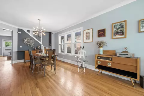 5010 W Wolfram St, Chicago, IL 60641 photo 6