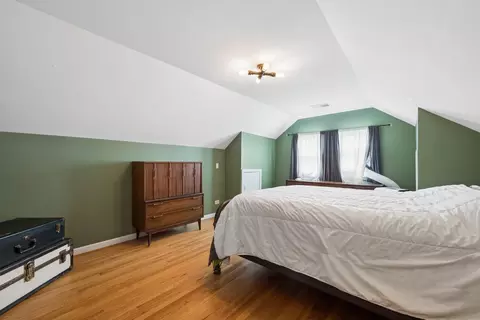5010 W Wolfram St, Chicago, IL 60641 photo 22