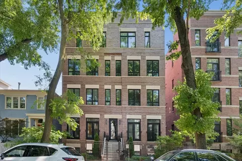 925 W Montana St #1E, Chicago, IL 60614