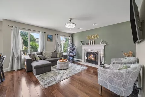 Living - 836 Tallgrass Dr, Bartlett, IL 60103 photo 2 of 5