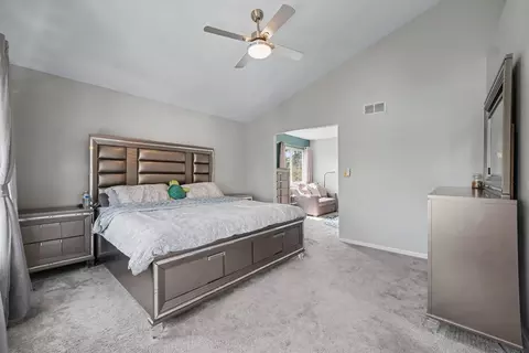 Bedroom - 836 Tallgrass Dr, Bartlett, IL 60103 photo 1 of 7