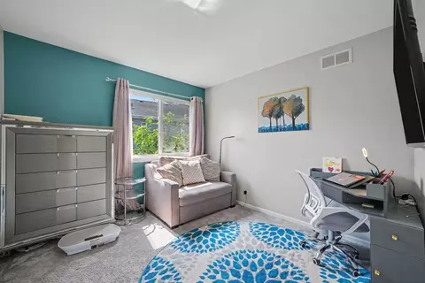 Bedroom - 836 Tallgrass Dr, Bartlett, IL 60103 photo 3 of 7