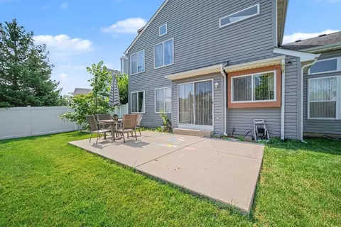 Exterior - 836 Tallgrass Dr, Bartlett, IL 60103 photo 4 of 5