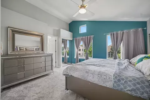 Bedroom - 836 Tallgrass Dr, Bartlett, IL 60103 photo 2 of 7