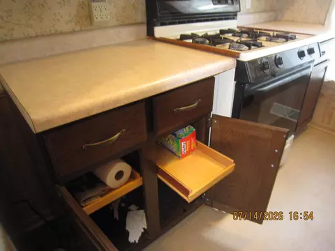 2120 2nd St, Moline, IL 61265 photo 11