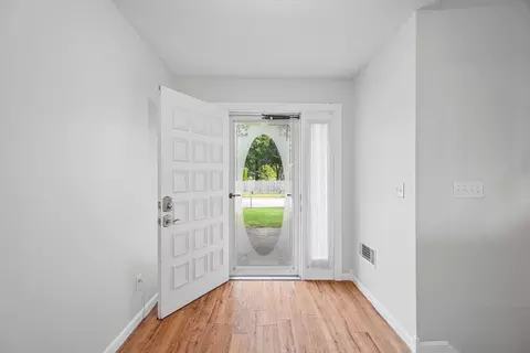 Entry Way - 1609 Erin Dr, Normal, IL 61761 photo 1 of 2