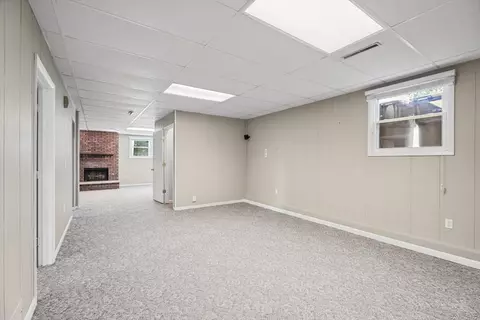 Living - 1609 Erin Dr, Normal, IL 61761 photo 3 of 6