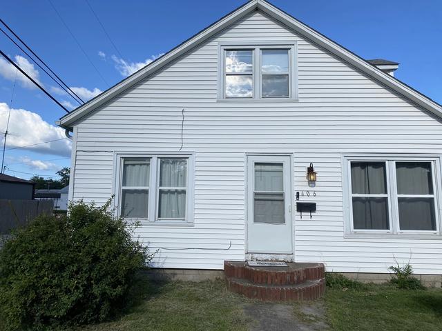 406 S Douglas St, West Frankfort, IL 62896