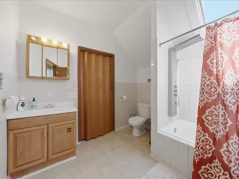 1534 E 73rd Pl, Chicago, IL 60619 photo 8
