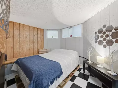 1534 E 73rd Pl, Chicago, IL 60619 photo 10