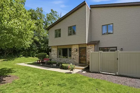 1014 Schoolgate Rd #1014, New Lenox, IL 60451