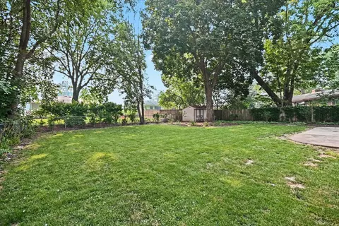 209 Maureen Dr, Elgin, IL 60123 photo 22