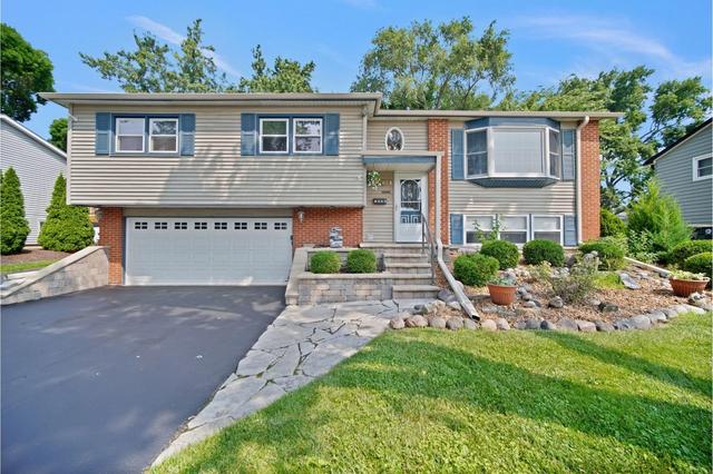 2538 Willow Ave, Woodridge, IL 60517