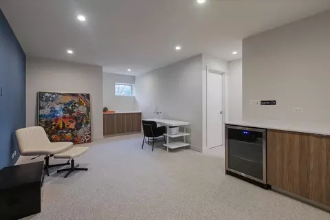 559 E 50th St, Chicago, IL 60615 photo 31