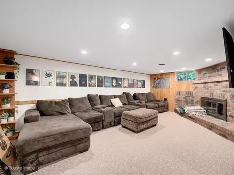 1019 Wakeman Ave, Wheaton, IL 60187 photo 15