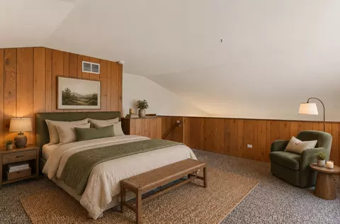 Bedroom - 18630 Golfview Dr, Hazel Crest, IL 60429 photo 9 of 9