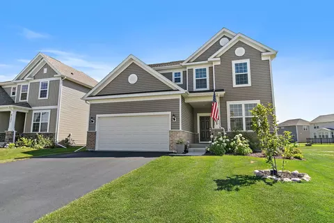 Exterior - 4131 Wanderlust Dr, Algonquin, IL 60102 photo 2 of 6