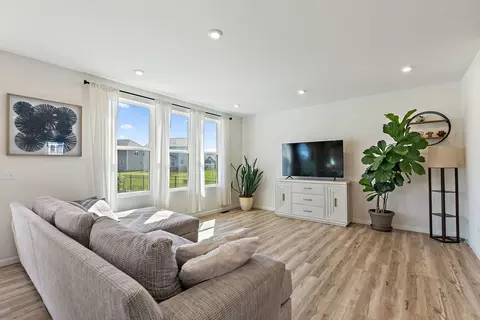Living - 4131 Wanderlust Dr, Algonquin, IL 60102 photo 1 of 2