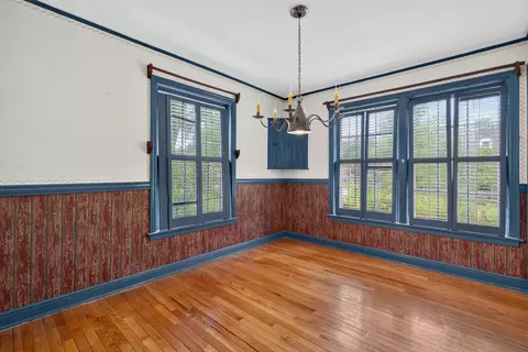 Dining - 474 Sunset Dr, Elgin, IL 60123 photo 1 of 2