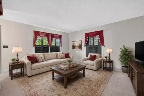 Living - 474 Sunset Dr, Elgin, IL 60123 photo 1 of 2