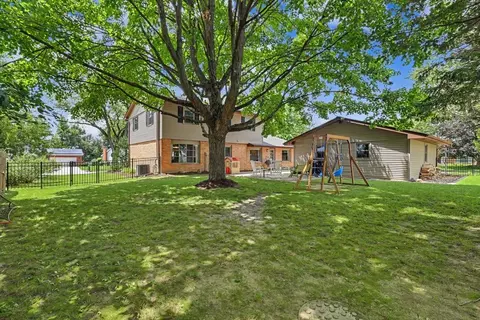 Exterior - 1018 Porter Ln, Normal, IL 61761 photo 12 of 14