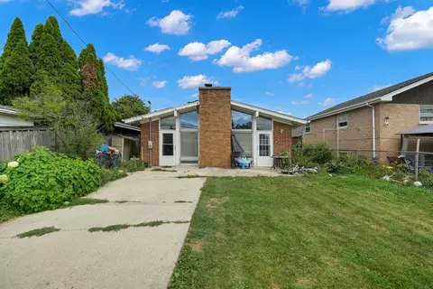 5141 Touhy Ave, Skokie, IL 60077