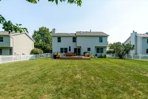 Exterior - 808 Phaeton Pl, Normal, IL 61761 photo 9 of 12