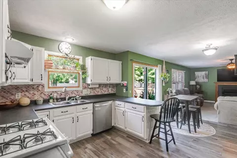 Kitchen - 808 Phaeton Pl, Normal, IL 61761 photo 3 of 4