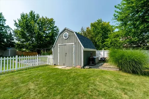 Exterior - 808 Phaeton Pl, Normal, IL 61761 photo 11 of 12
