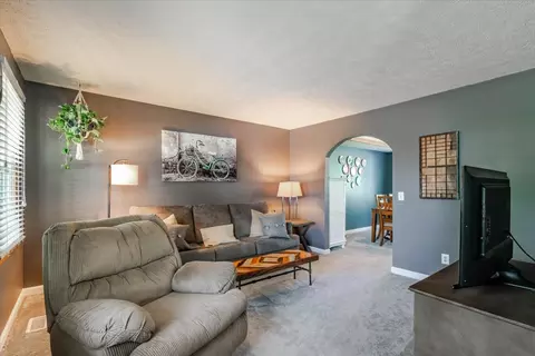 Living - 808 Phaeton Pl, Normal, IL 61761 photo 1 of 1